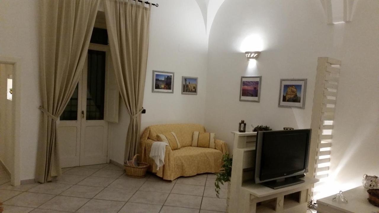 Dimora Vernazza Bed & Breakfast Lecce Luaran gambar